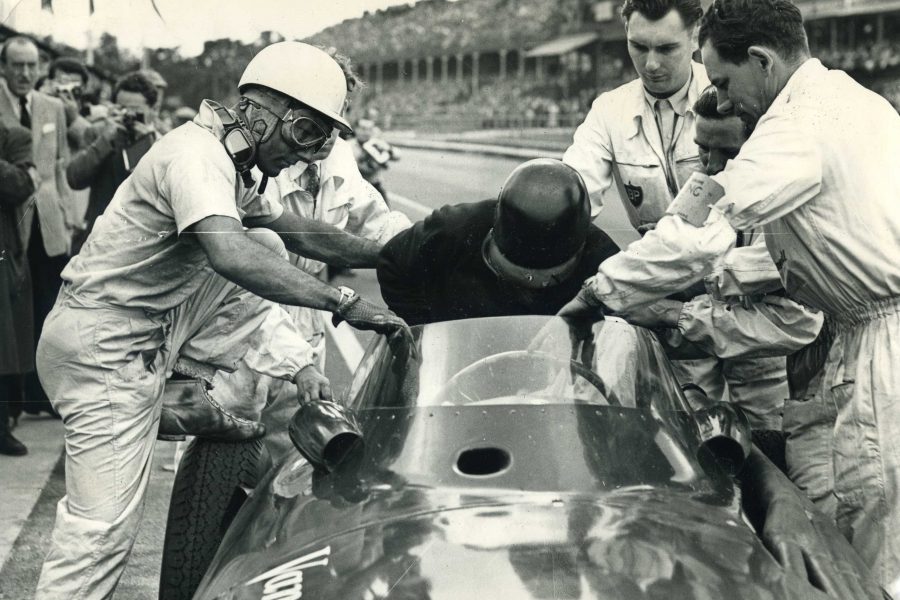 International Motor Racing At Aintree – The Grand Prix Years